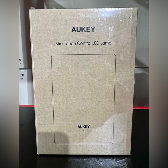 Brand New Touch Control Rechargeable LED Lamps - Picture 4 of 6